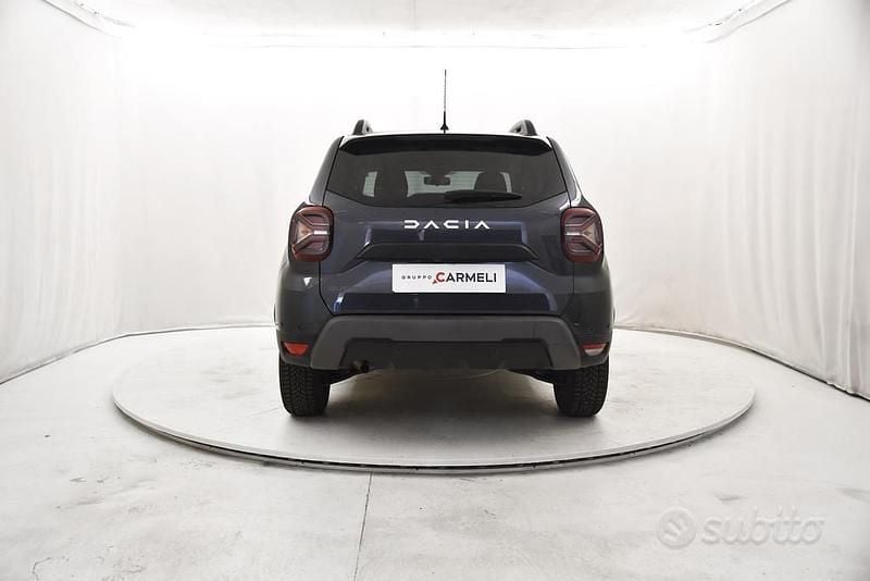 Usata Dacia Duster Journey 91 CV (66 kW) 2023 Grigio SUV