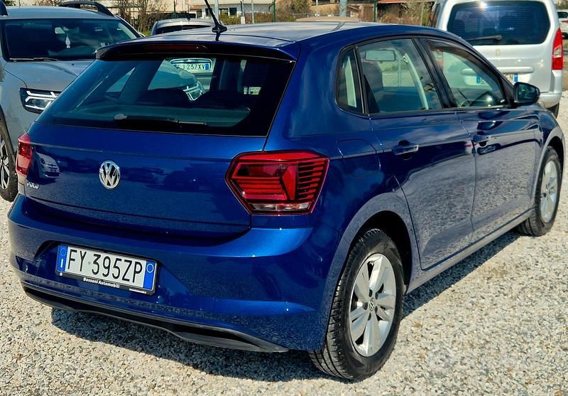 Usata VW Polo Sportline 89 CV (65 kW) 2019 Blu Utilitaria