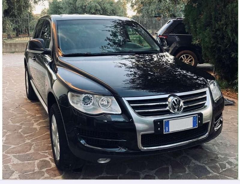 Usata 2008 VW Touareg R SUV | 8000 € (Buon prezzo) - Immagine 1/4