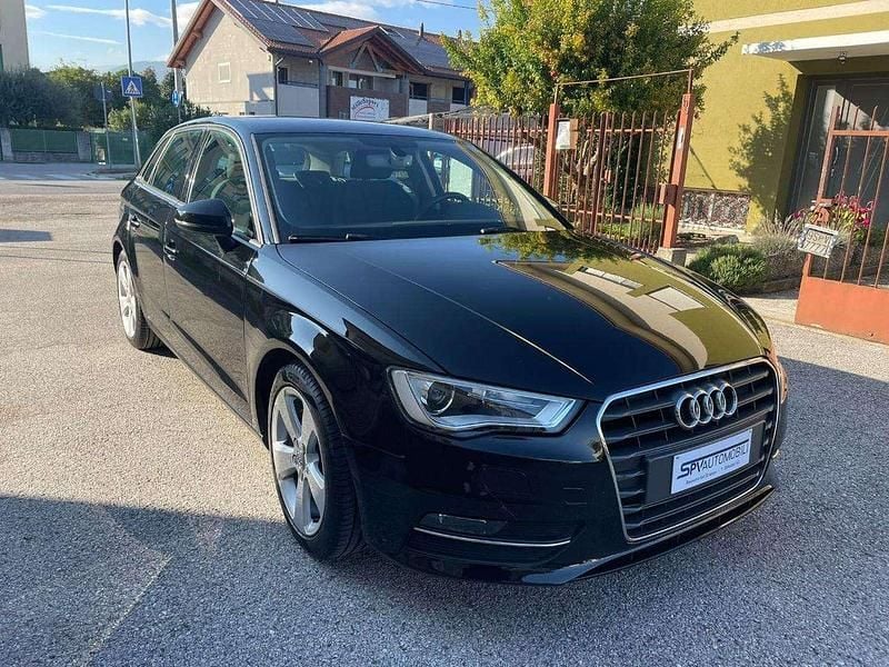 Nero Usata 2016 Audi A3 Ambition Tre volumi | 11.300 € (Ottimo prezzo) - Immagine 1/4