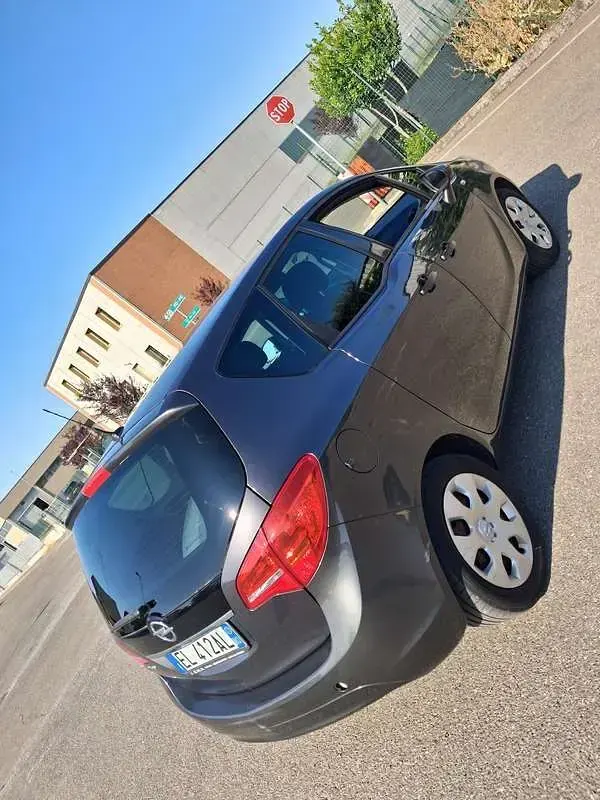 Usata Opel Meriva S 101 CV (74 kW) 2012 Grigio Monovolume