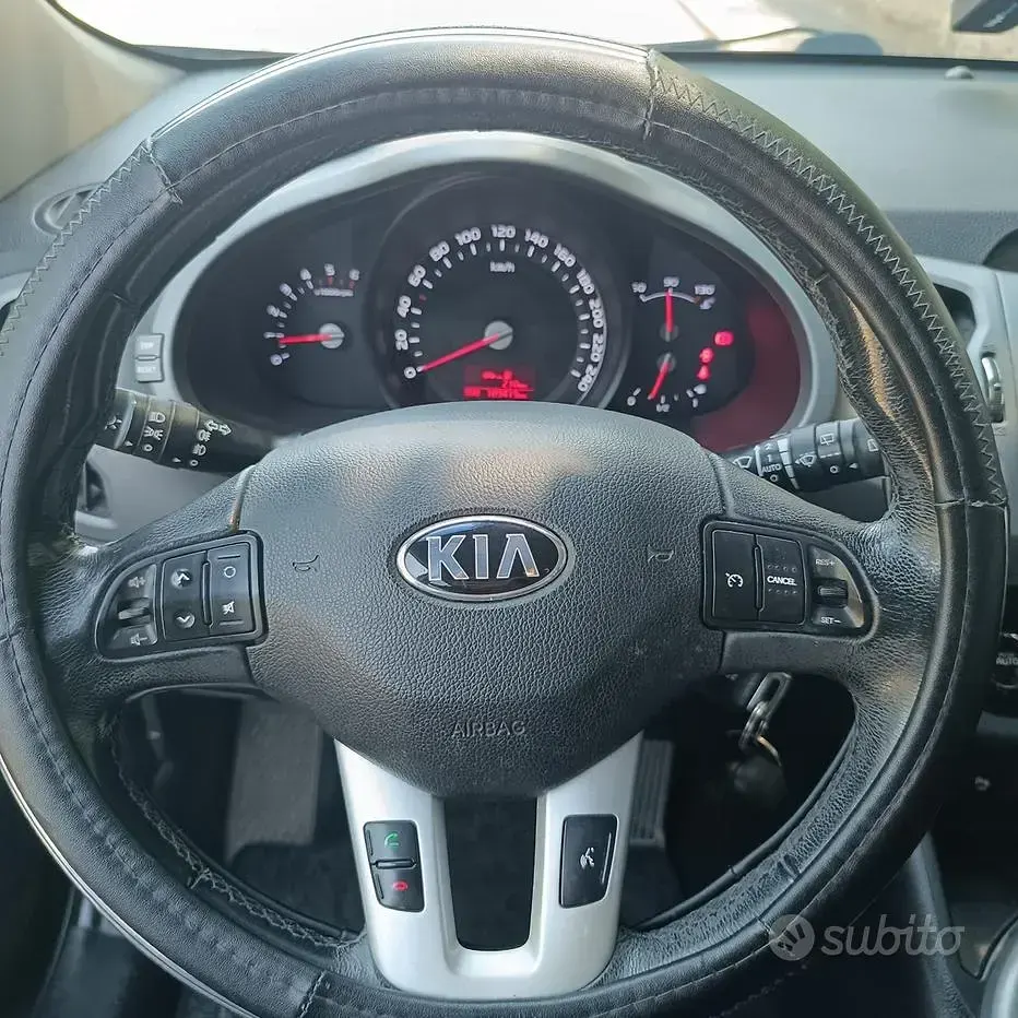 Usata Kia Sportage 116 CV (85 kW) 2016 Nero SUV