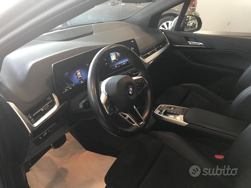 Usado BMW 218 M Sport 150 CV (110 kW) 2023 Gris Familiar