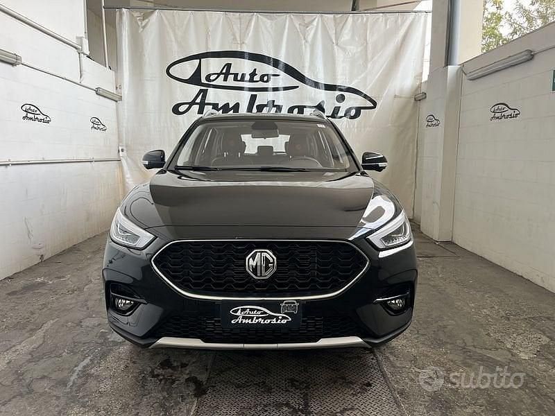 Usata MG ZS Luxury 111 CV (81 kW) 2023 Nero SUV
