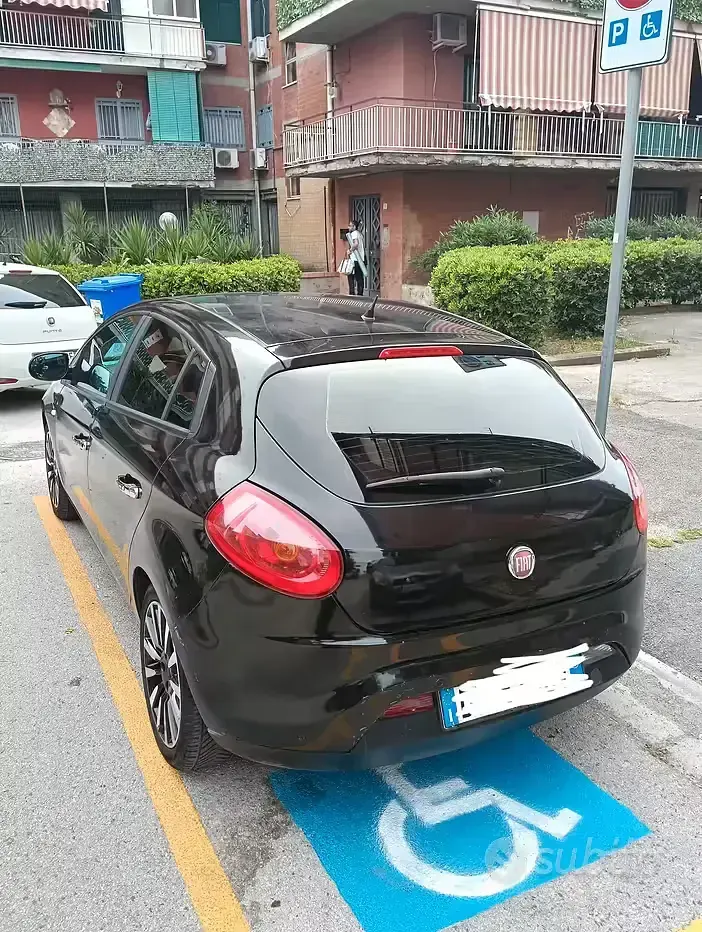 Usata Fiat Bravo 90 CV (66 kW) 2009 Nero Utilitaria