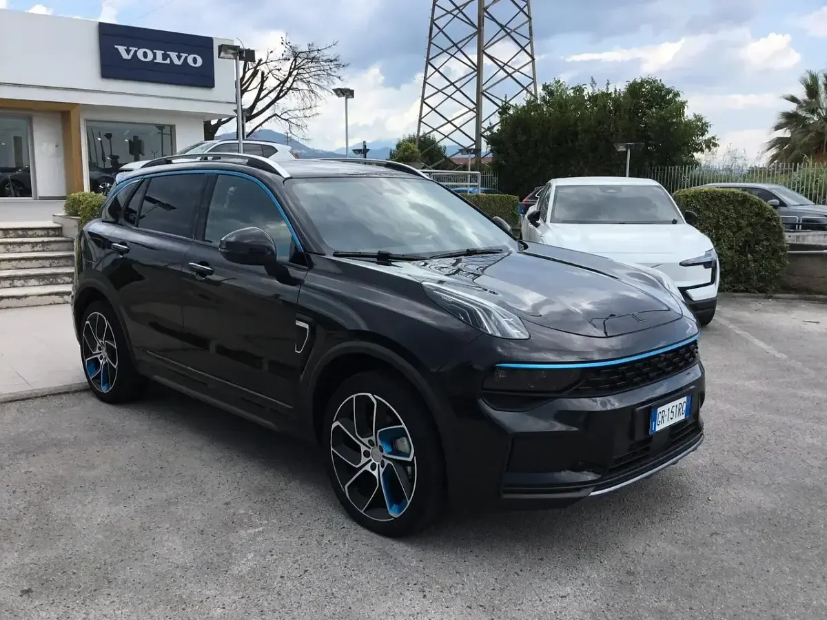 Usata Lynk & Co 01 179 CV (131 kW) 2023 Nero SUV