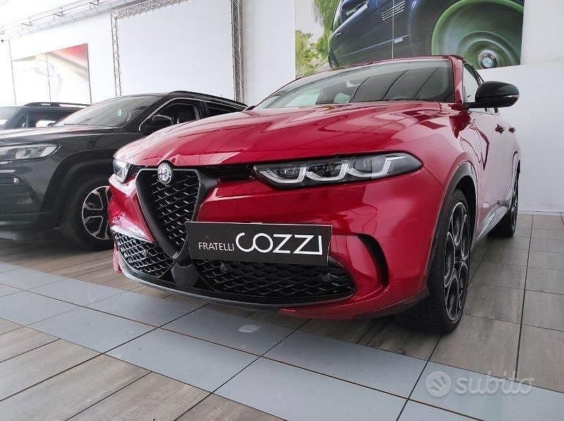 Usata Alfa Romeo Tonale Edizione Speciale 160 CV (117 kW) 2023 Rosso SUV