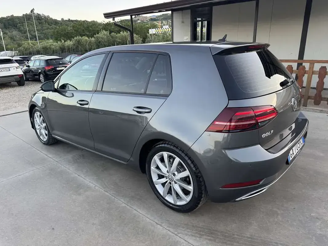 Usata VW Golf VII Executive 116 CV (85 kW) 2020 Berlina