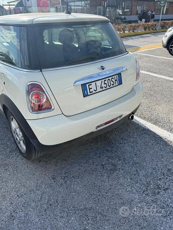 Usata Mini Cooper 2012 Bianco Utilitaria