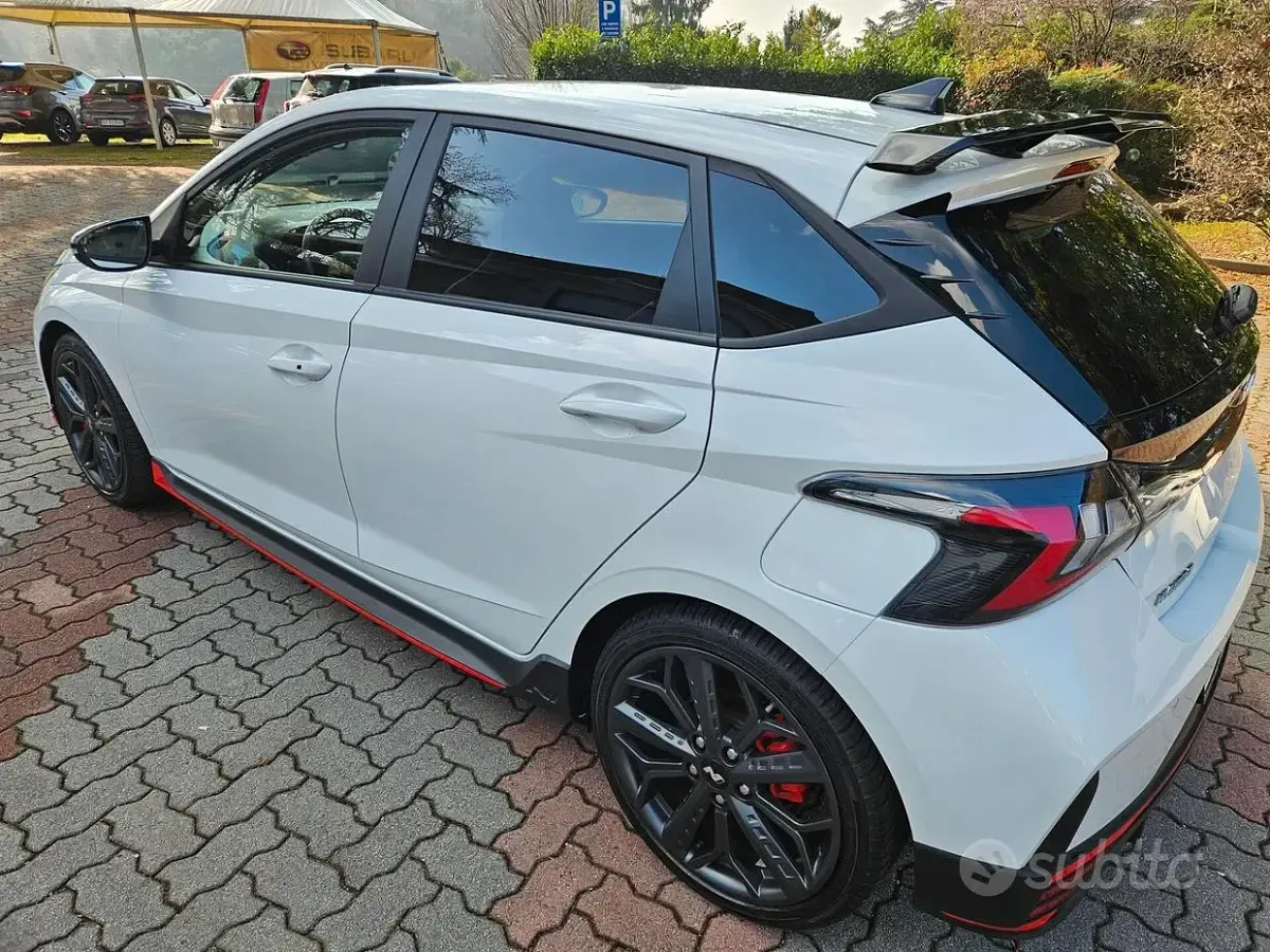 Usata Hyundai i20 N Performance 204 CV (150 kW) 2024 Bianco Utilitaria