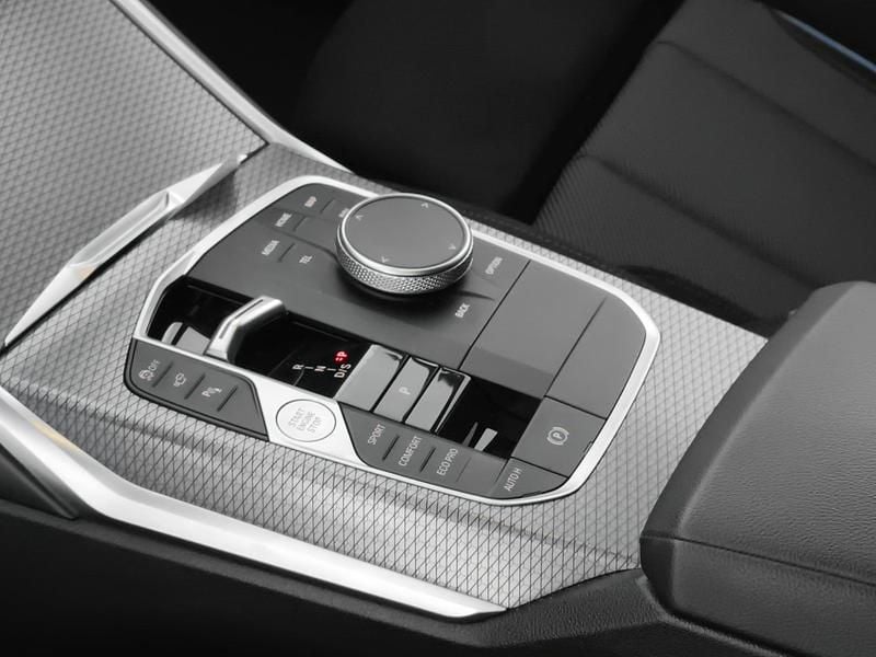 Usata BMW 320e M Sport 190 CV (139 kW) 2024 Grigio Station wagon