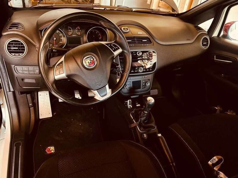 Usata Abarth Punto Evo 165 CV (121 kW) 2011 Bianco Utilitaria