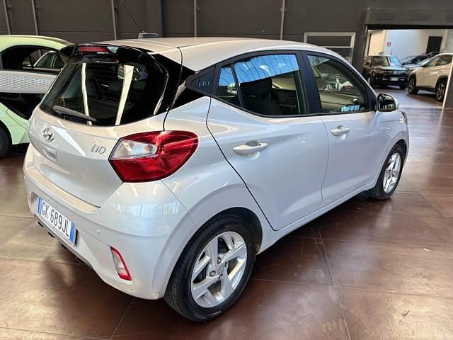 Usata Hyundai i10 67 CV (49 kW) 2022 Grigio Utilitaria