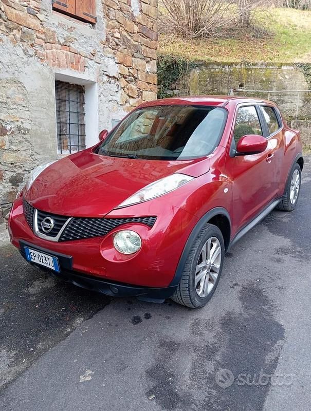 Usata Nissan Juke 110 CV (80 kW) 2013 Rosso SUV