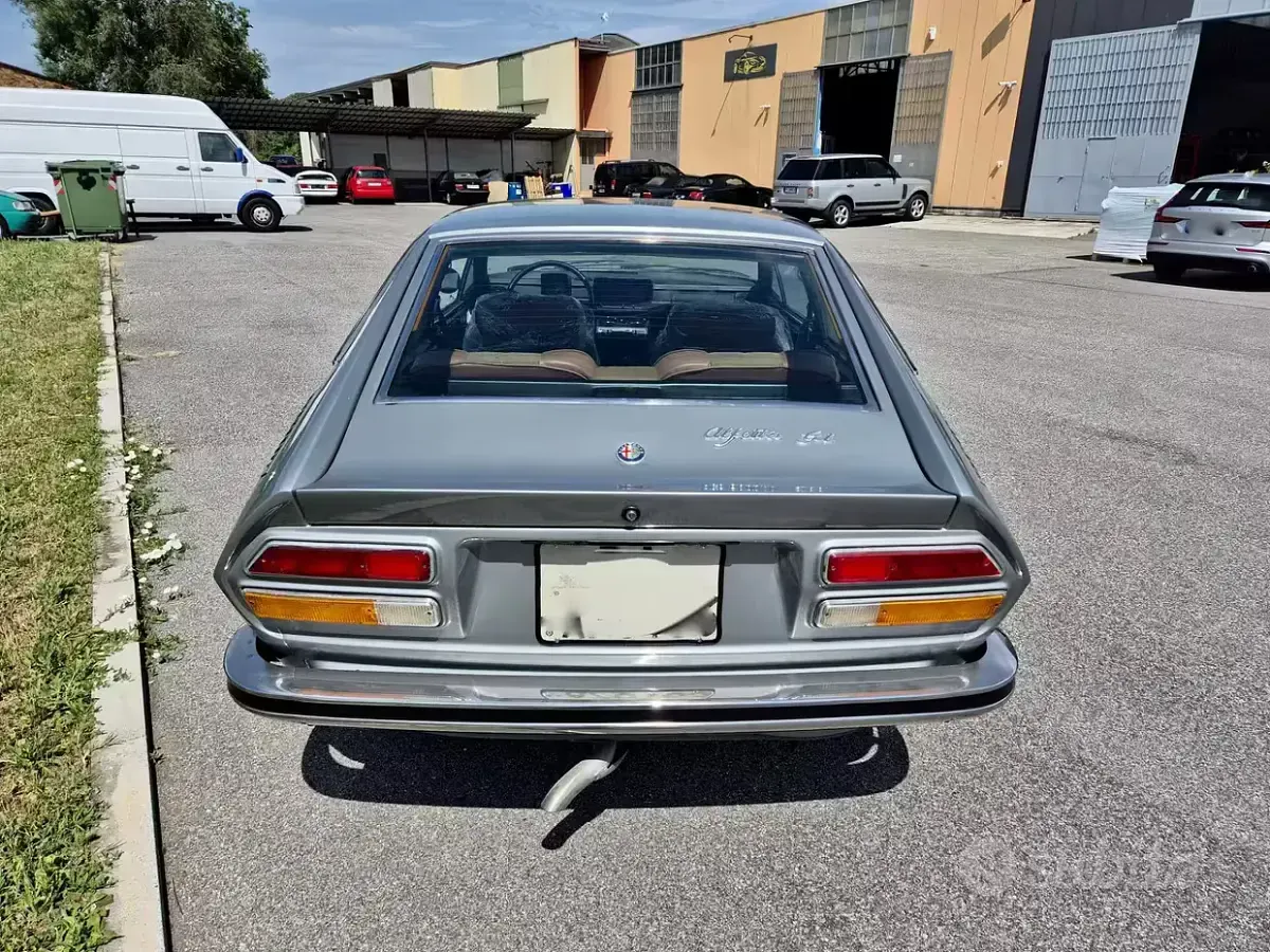 Usata Alfa Romeo Alfetta GT/GTV 122 CV (89 kW) 1970 Grigio Coupé