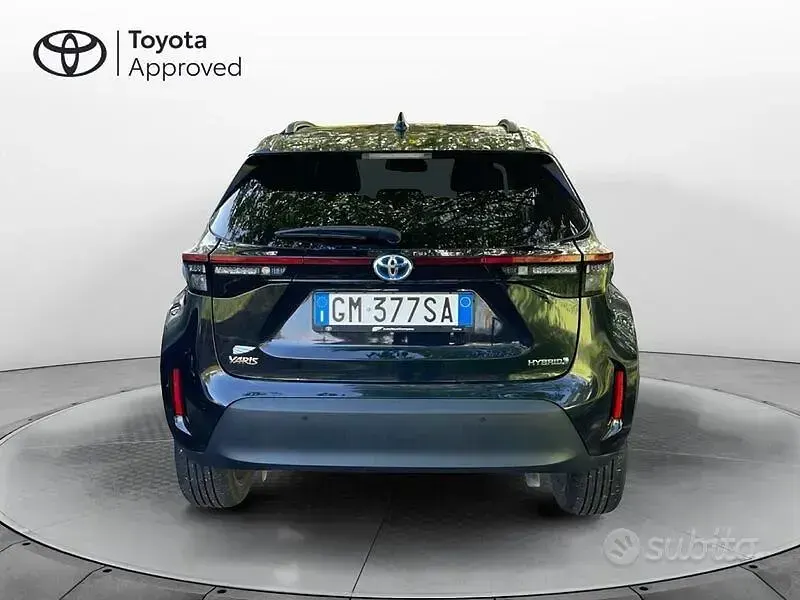 Usata Toyota Yaris Cross Lounge 116 CV (85 kW) 2023 Nero SUV