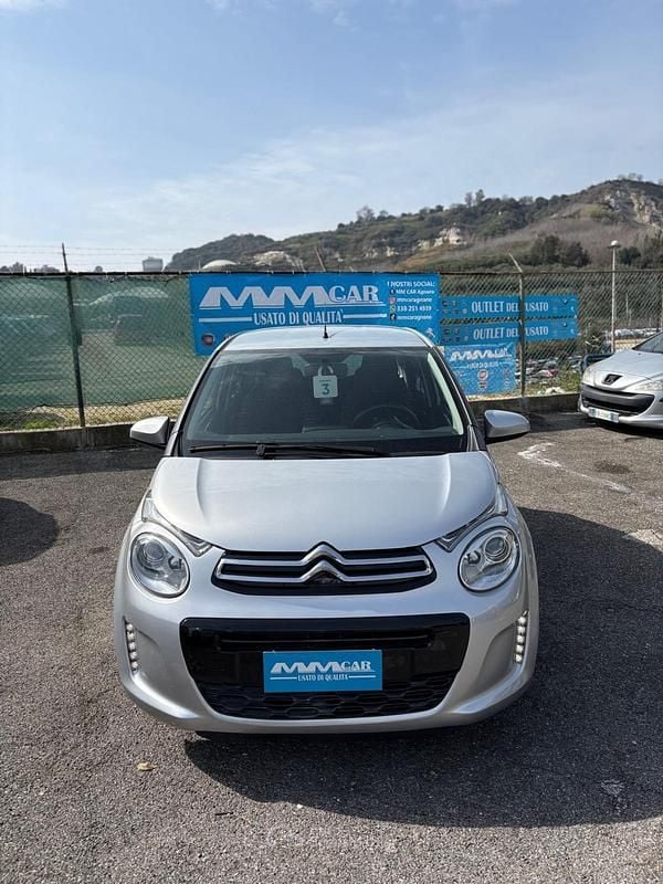 Usata Citroën C1 Shine 72 CV (52 kW) 2021 Gray Utilitaria