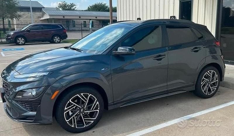 Usata Hyundai Kona 120 CV (88 kW) 2022 Grigio SUV