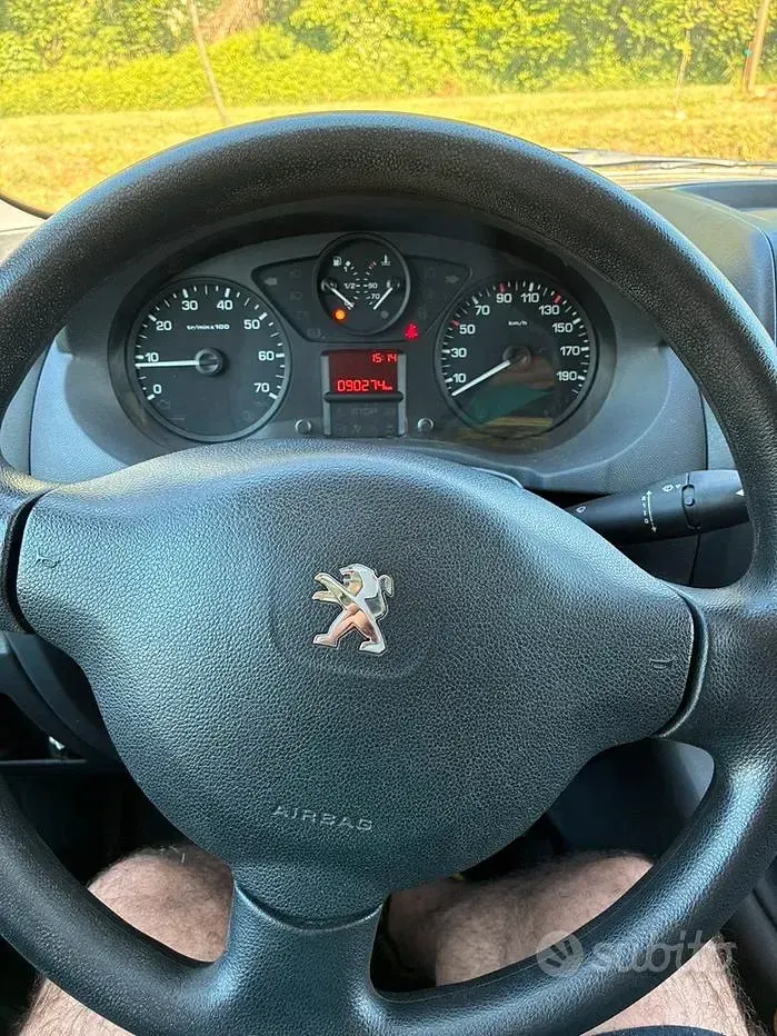 Usata Peugeot Expert 109 CV (80 kW) 2015 Furgone