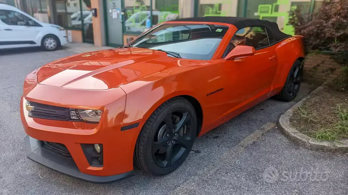 Usata Chevrolet Camaro SS 405 CV (297 kW) 2012 Rosso Cabrio