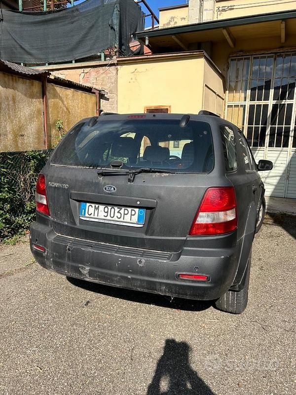 Usata Kia Sorento EX 140 CV (102 kW) 2004 Nero SUV