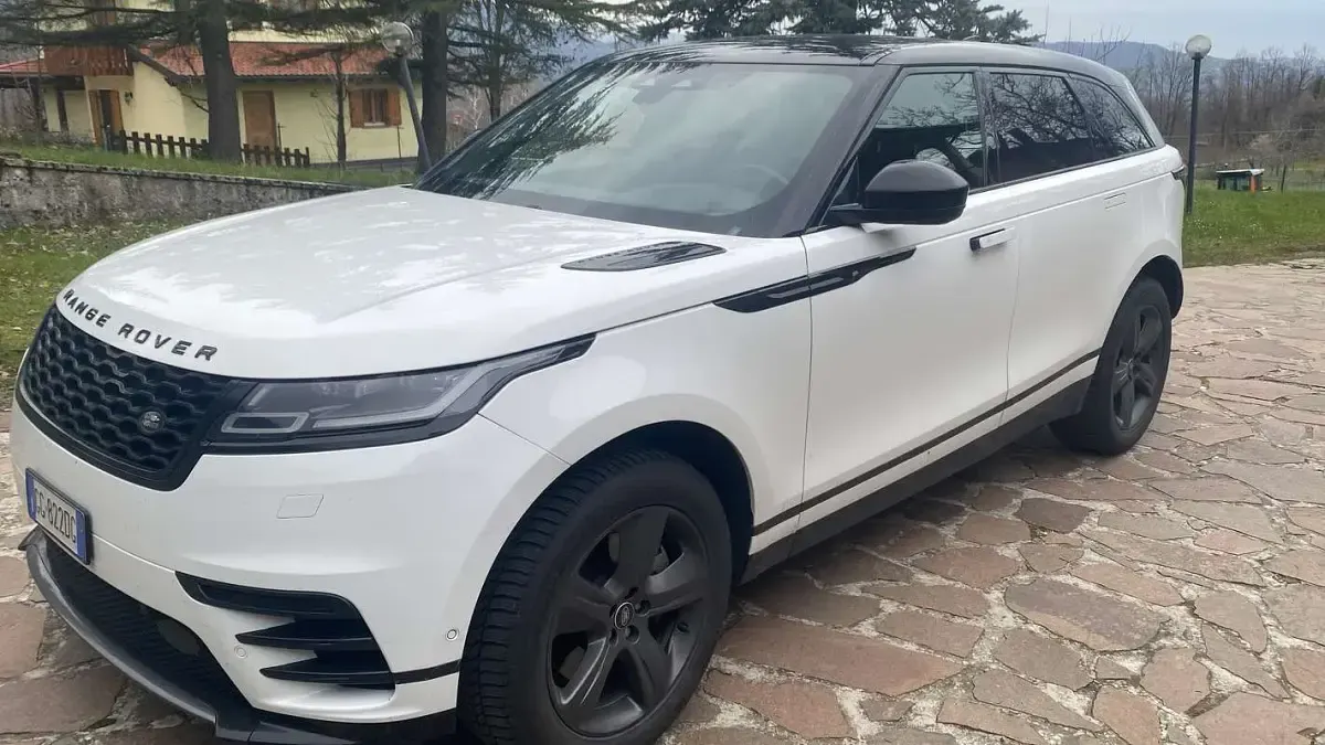 Używany Land Rover Range Rover Velar R-Dynamic 204 KM (150 kW) 2021 Biały SUV