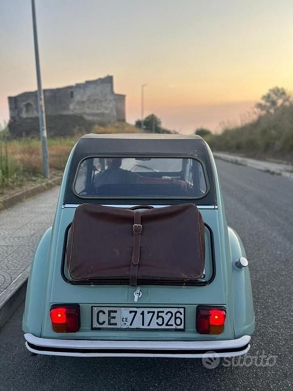 Usata Citroën 2CV 29 CV (21 kW) 1982 Berlina