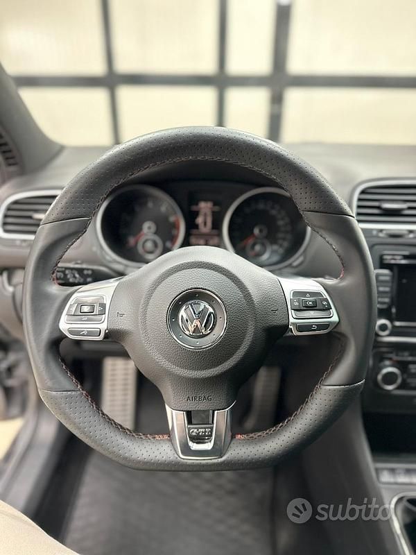 Usata VW Golf VI GTI 211 CV (155 kW) 2011 Grigio Utilitaria