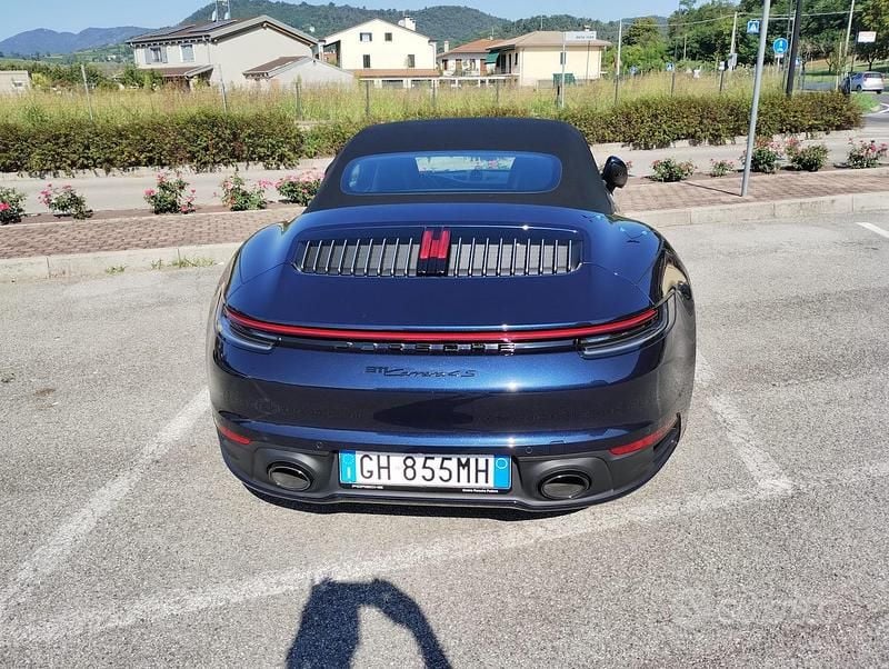 Usata Porsche 992 450 CV (330 kW) 2020 Blu Cabrio