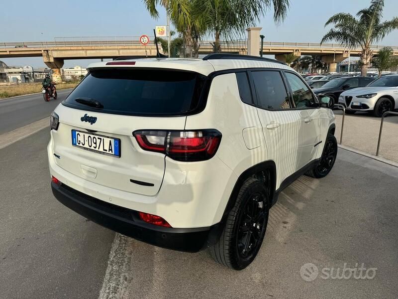 Usata Jeep Compass 190 CV (139 kW) 2022 Bianco SUV