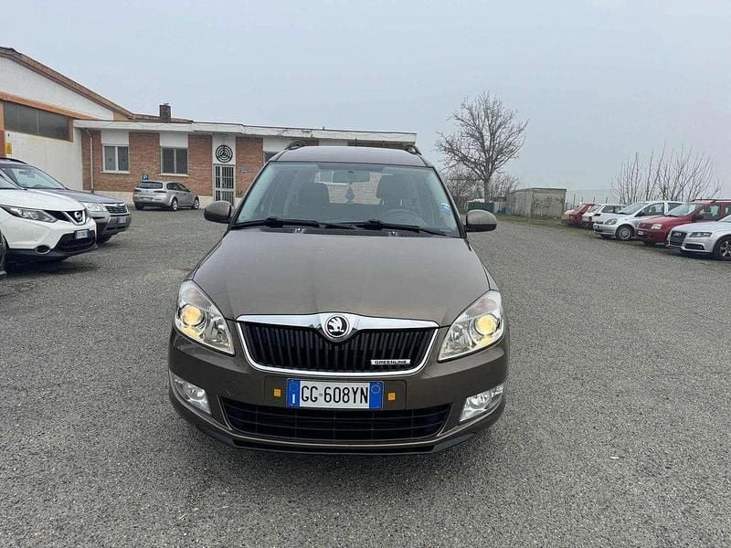 Usata Skoda Roomster GreenLine 75 CV (55 kW) 2014 Bronzo Monovolume