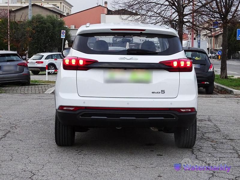 Usata EVO Evo 5 126 CV (92 kW) 2024 Bianco SUV
