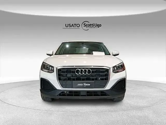 Usata Audi Q2 Business 116 CV (85 kW) 2023 Bianco ibis SUV