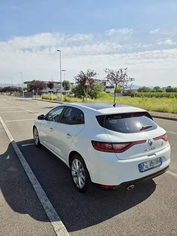 Usata Renault Mégane Intens 110 CV (80 kW) 2016 Berlina