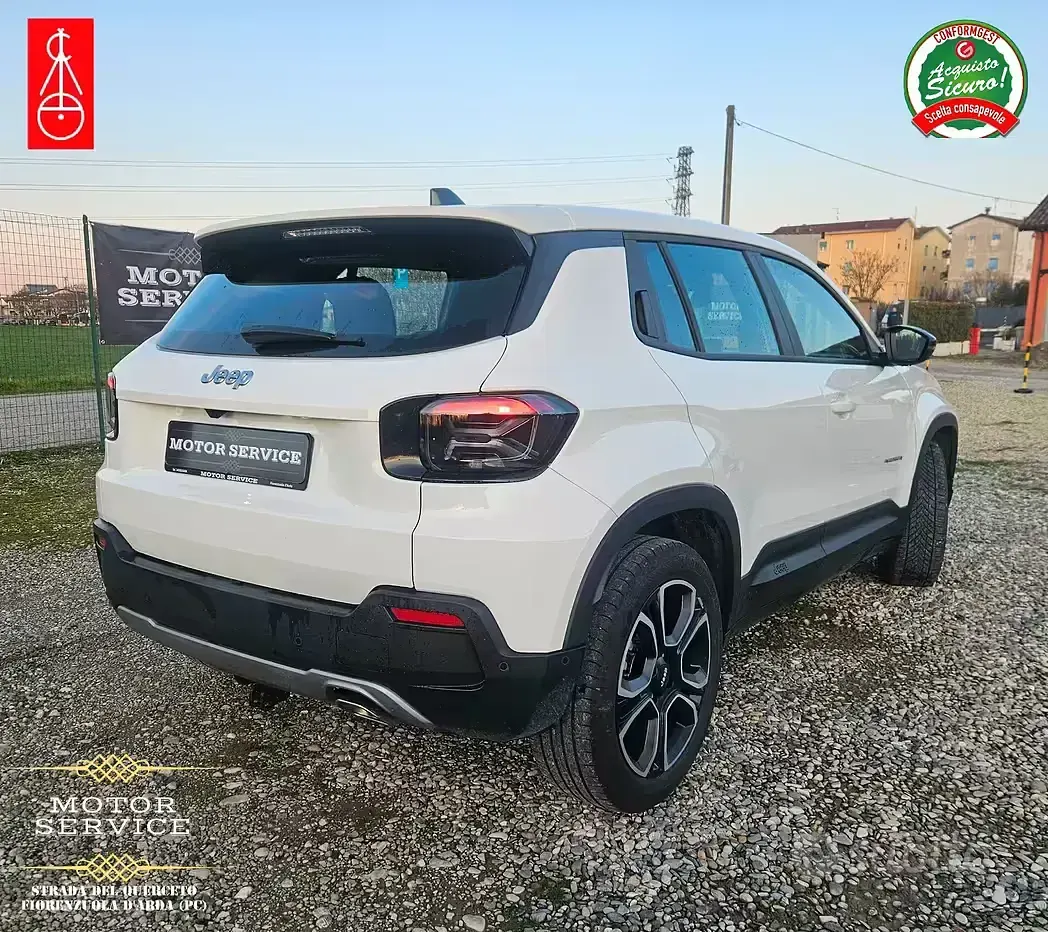 Usata Jeep Avenger 101 CV (74 kW) 2023 Bianco SUV