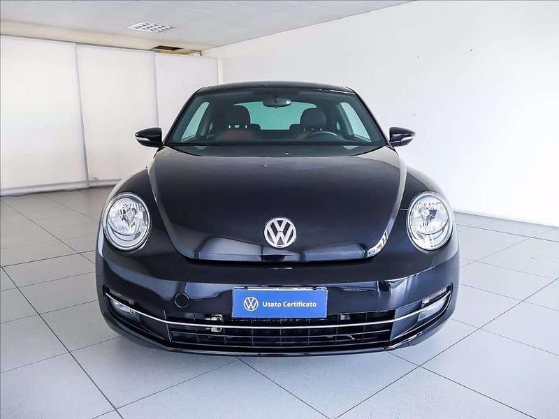 Usata VW Beetle Design 105 CV (77 kW) 2014 Nero perla Utilitaria