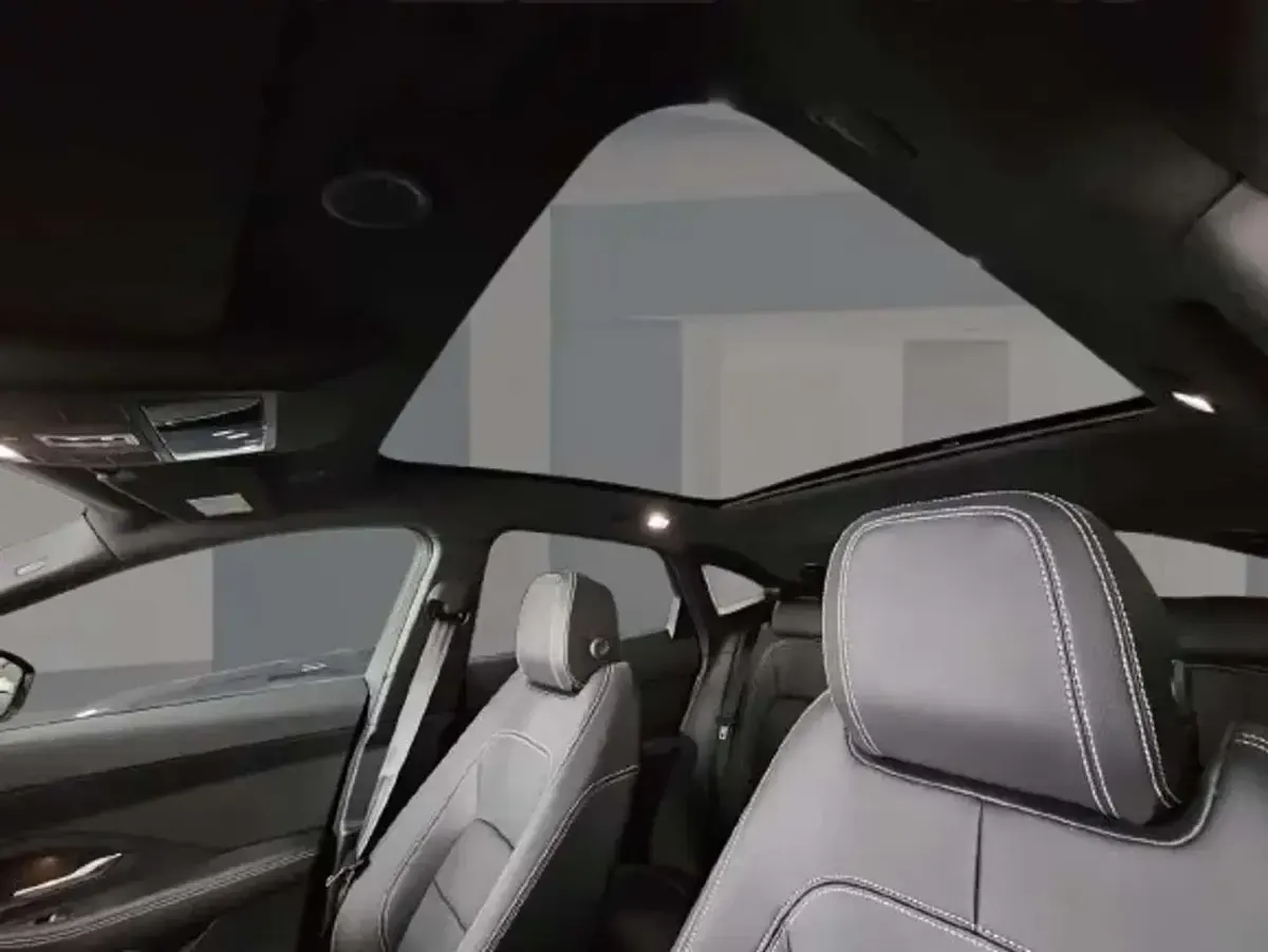 Usata Jaguar E-Pace R-Dynamic 163 CV (119 kW) 2023 Nero SUV