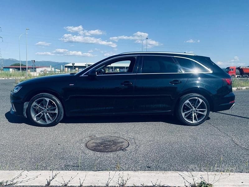 Usata Audi A4 Ambiente 170 CV (125 kW) 2019 Nero Station wagon