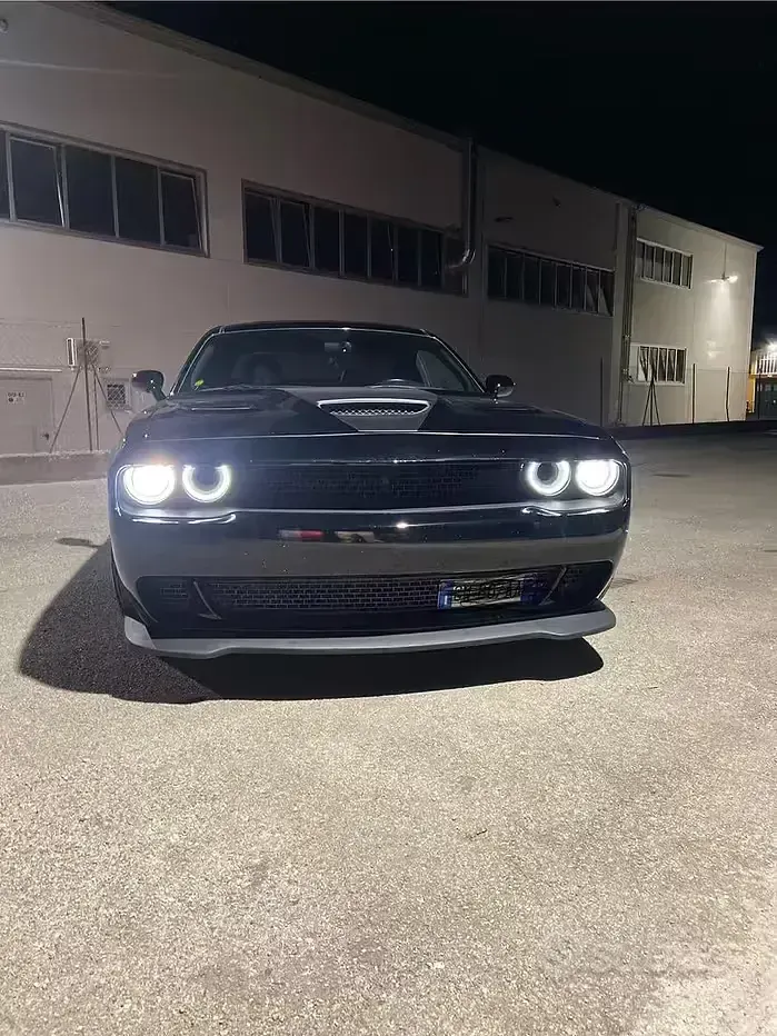 Usata Dodge Challenger 305 CV (224 kW) 2017 Nero Coupé