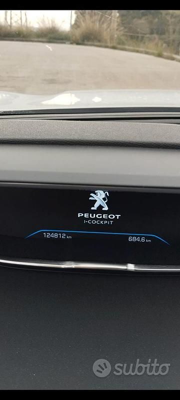 Usata Peugeot 3008 130 CV (95 kW) 2020 Bianco SUV