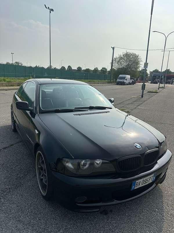 Usata BMW 325 192 CV (141 kW) 2001 Nero Coupé