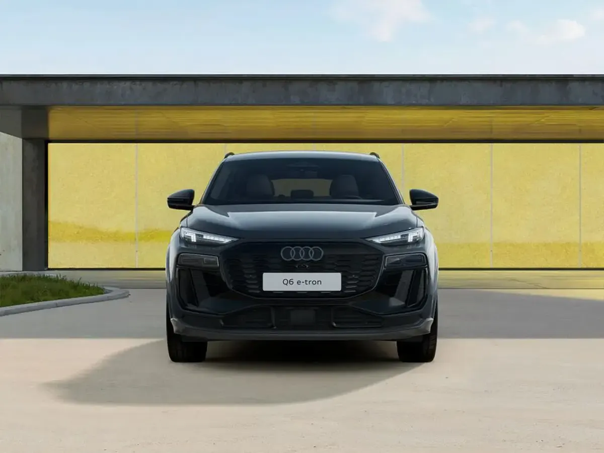 Nuova Audi Q6 Sportback e-tron S-Line 284 kW (387 CV) 2026 Grigio magnete SUV