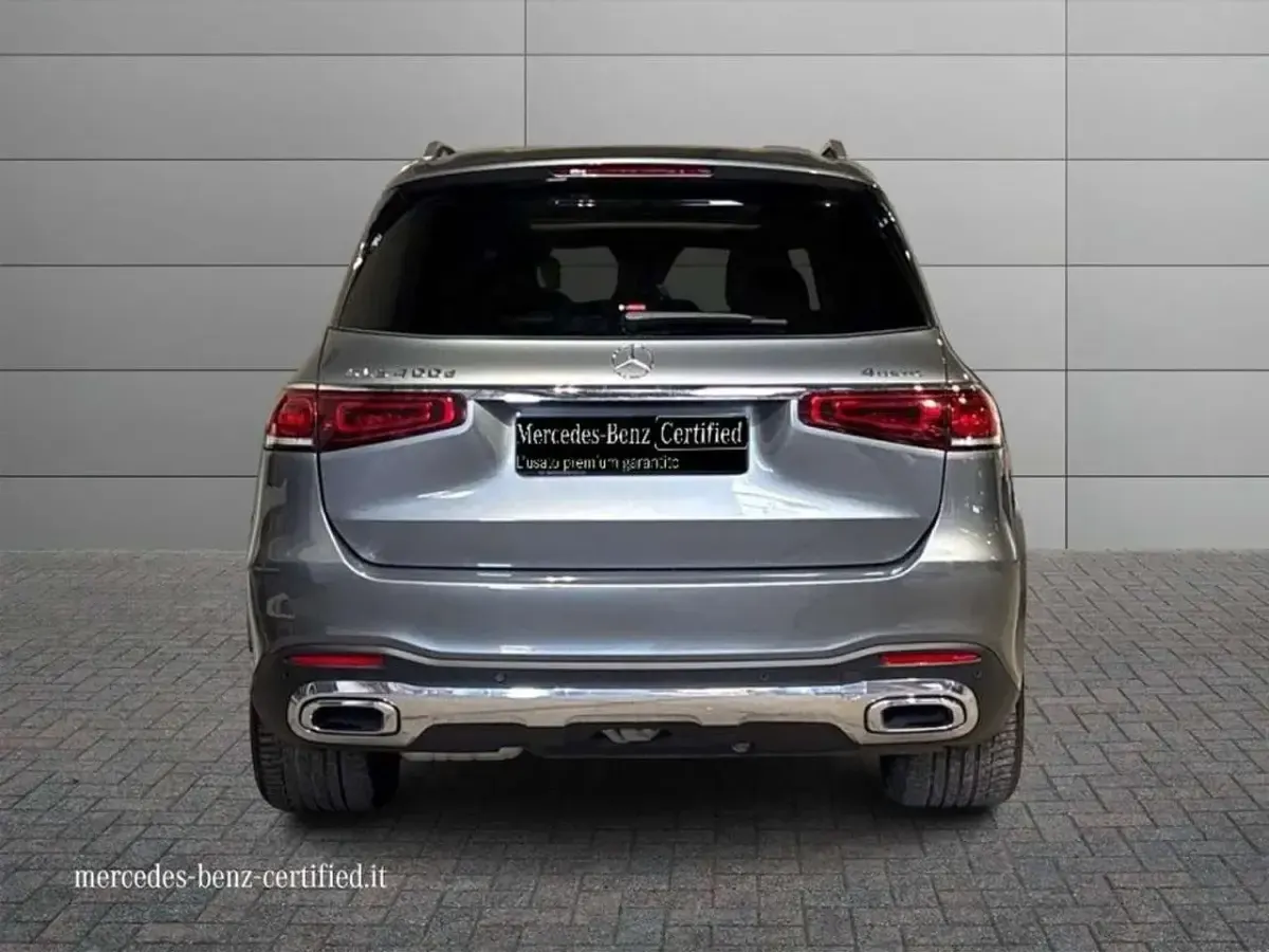 Usata Mercedes GLS400 Premium Plus 330 CV (242 kW) 2021 Grigio selenite SUV