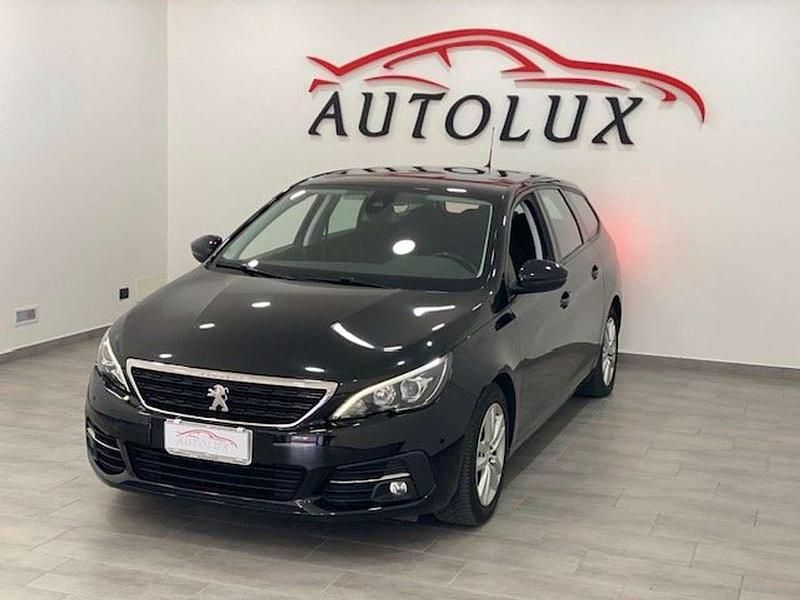 Usata Peugeot 308 Style 102 CV (75 kW) 2020 Nero Station wagon