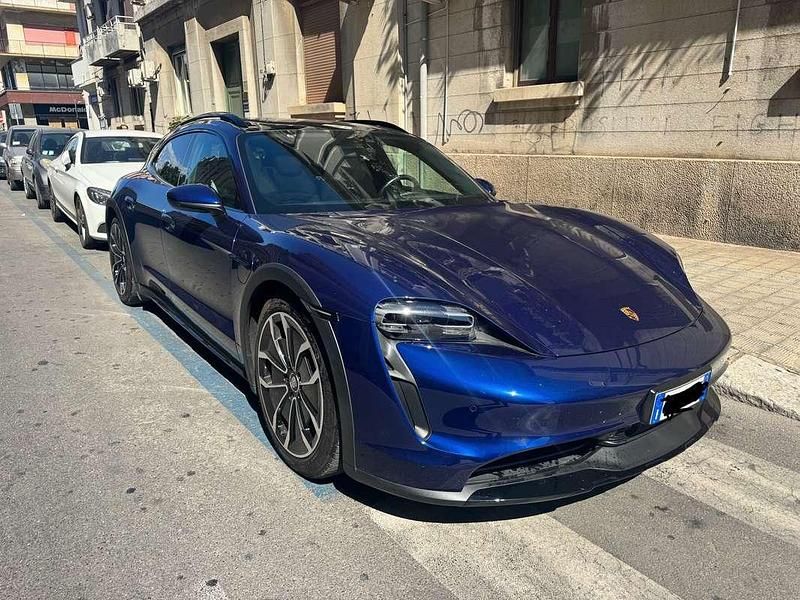Occasion Porsche Taycan Cross Turismo 139 kW (190 ch) 2021 Bleue Berline