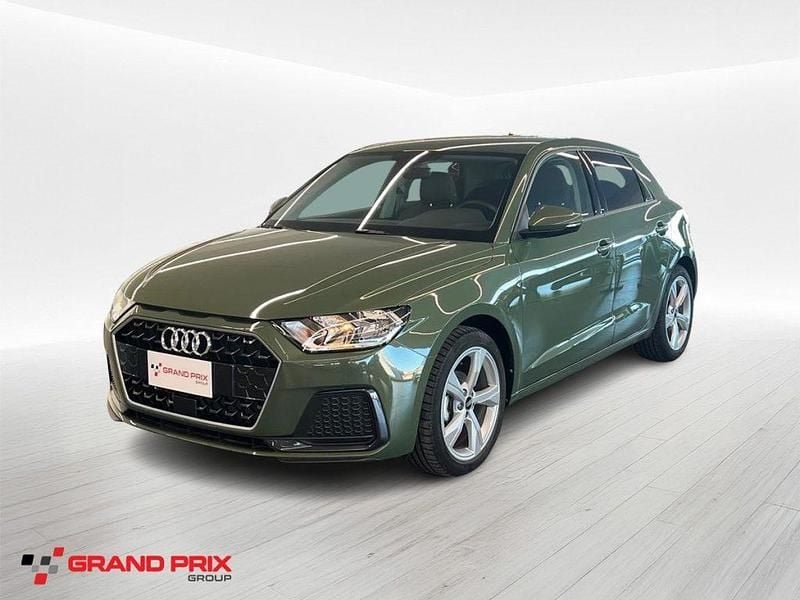 Verde Usata 2025 Audi A1 Business SUV | 24.900 € (Super prezzo) - Immagine 1/4