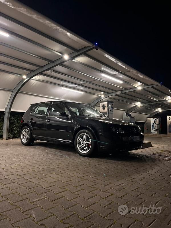 Usata VW Golf IV 115 CV (84 kW) 2000 Nero Berlina
