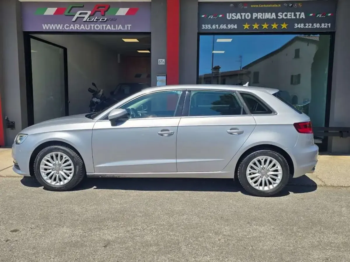Usata Audi A3 Comfort 150 CV (110 kW) 2014 Argento Berlina