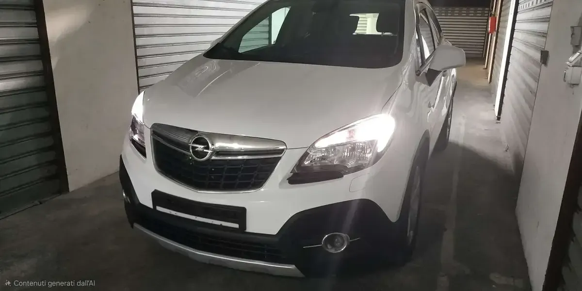 Usata Opel Mokka Cosmo 140 CV (102 kW) 2016 Bianco SUV