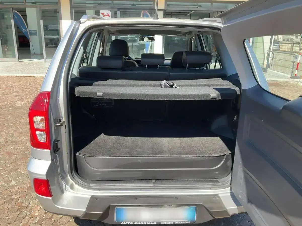 Usata EVO Evo 5 118 CV (86 kW) 2022 Argento SUV